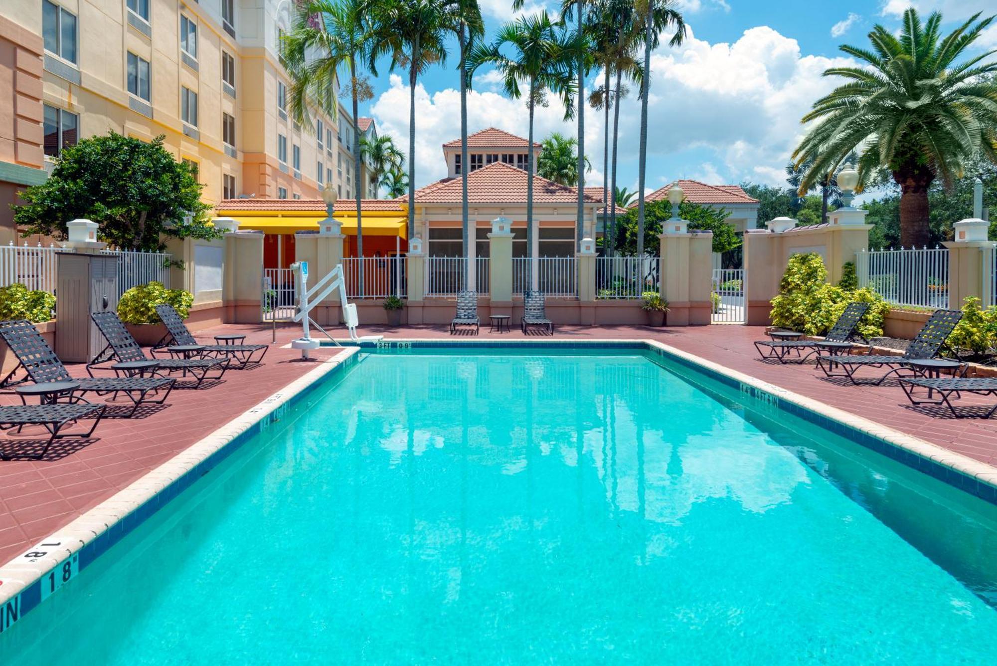 Hilton Garden Inn Ft. Lauderdale Sw/Мирамар Экстерьер фото